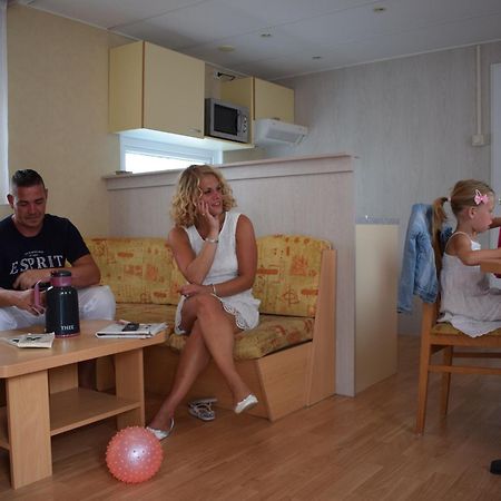 Camping Scheldeoord Baarland Exterior foto